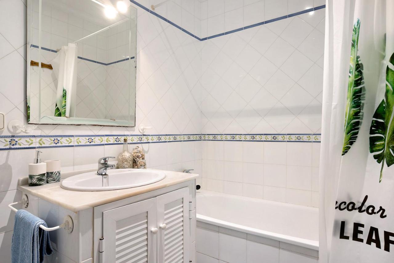 Casa Juani - Solo Familias Apartment Conil De La Frontera Bagian luar foto